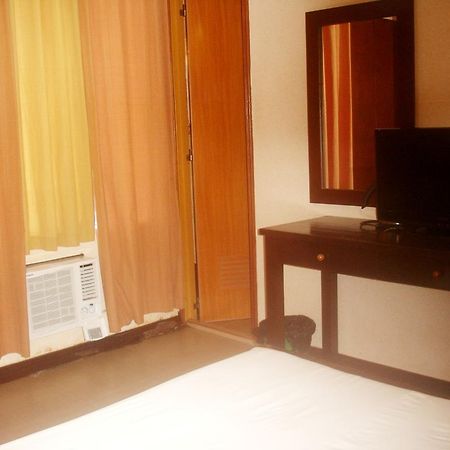 Hotel Roxas Midtown Zewnętrze zdjęcie