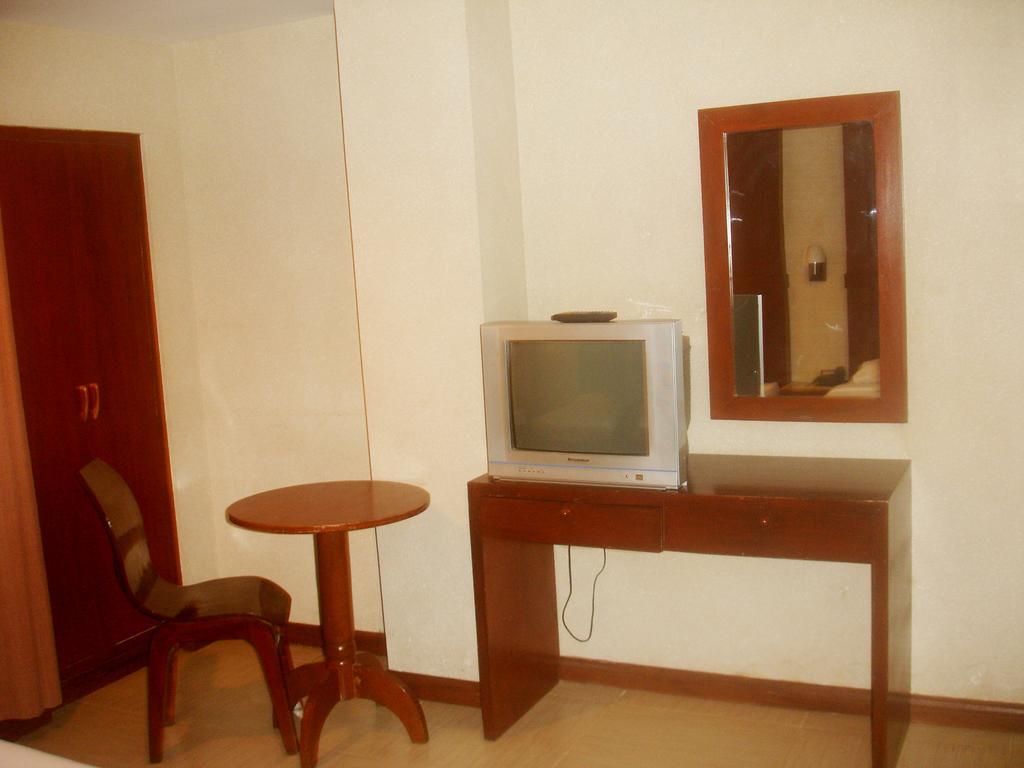 Hotel Roxas Midtown Pokój zdjęcie