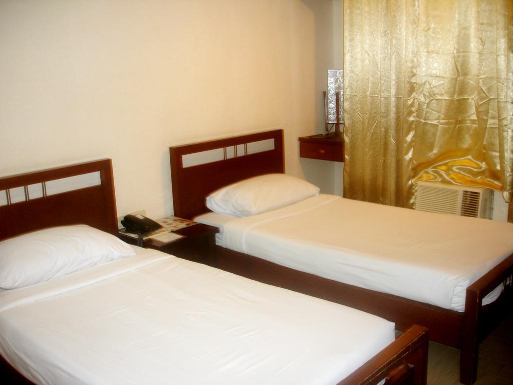 Hotel Roxas Midtown Pokój zdjęcie